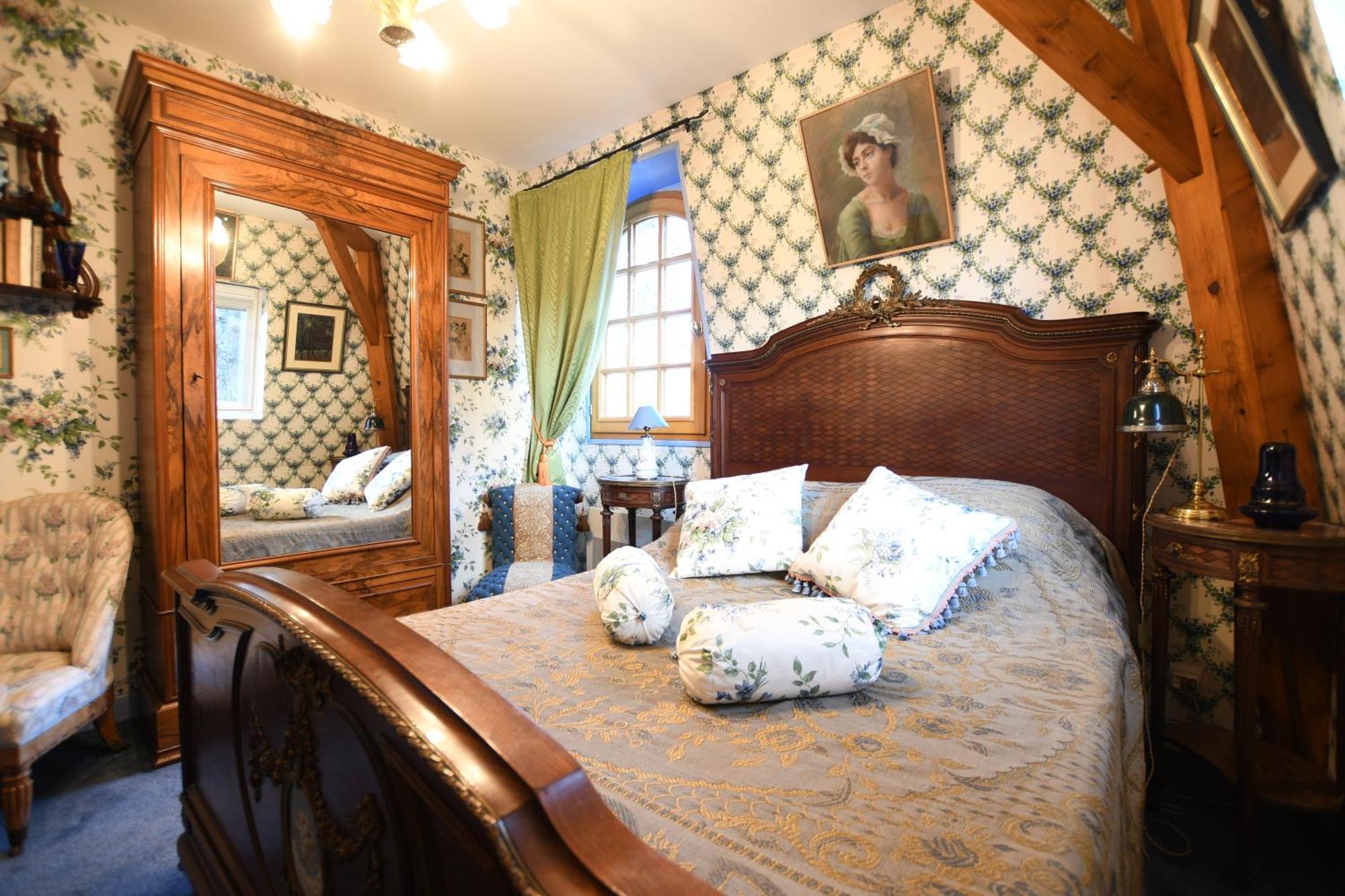 Le Val Clos, Appartement Dans Une Maison De Maitre 19E Tanlay Bagian luar foto